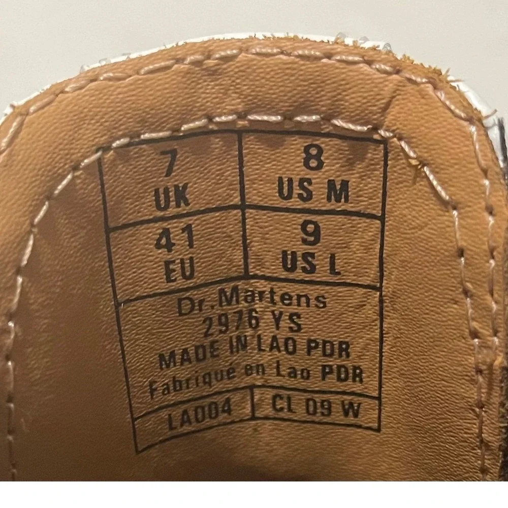 Dr. Martens 2976 YS White Leather Chelsea Boots Unisex Mens Size 8 Womens Size 9